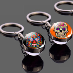 Porte-clés boule transparente effet retro : 12 modèles de Santa Muerte
